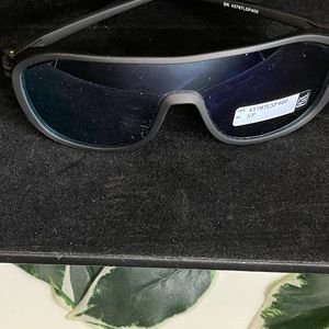 FGX International Women's Shield Sunglasses